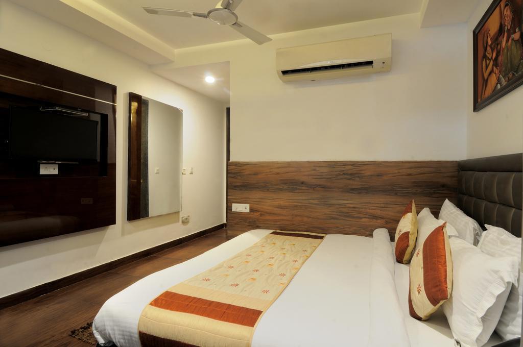 Hotel Cabana @ Pahar Ganj Ню Делхи Екстериор снимка