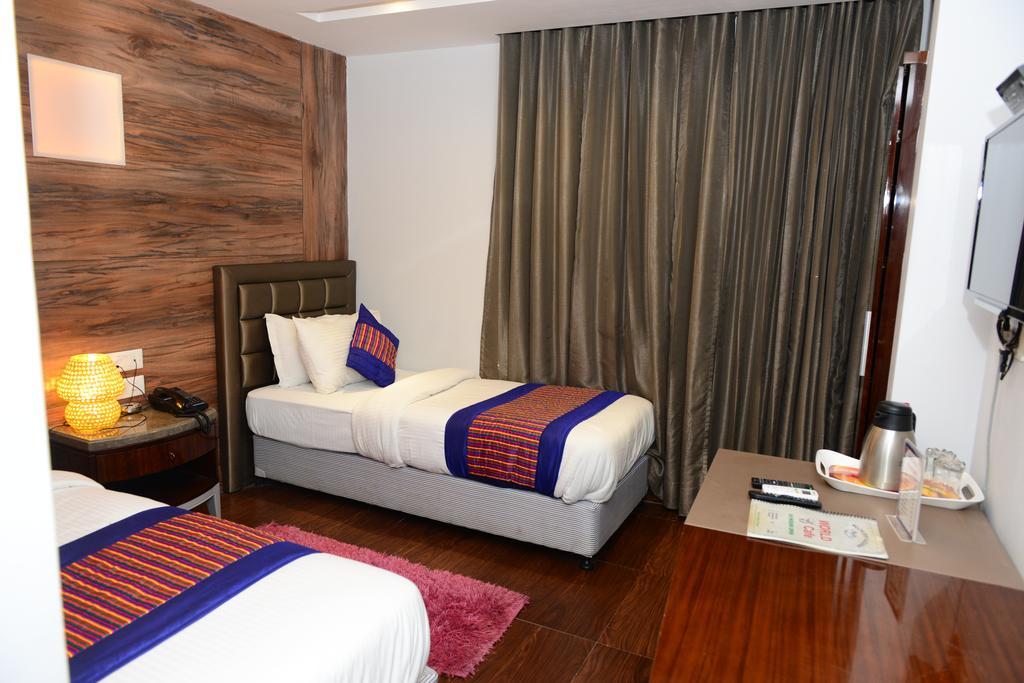 Hotel Cabana @ Pahar Ganj Ню Делхи Екстериор снимка