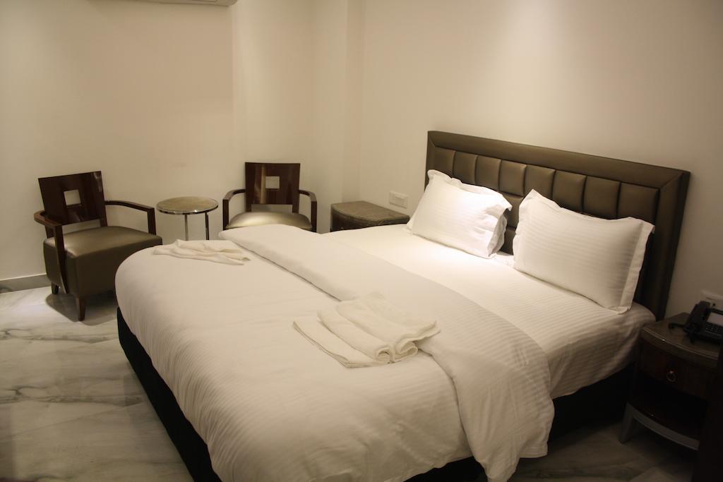Hotel Cabana @ Pahar Ganj Ню Делхи Екстериор снимка
